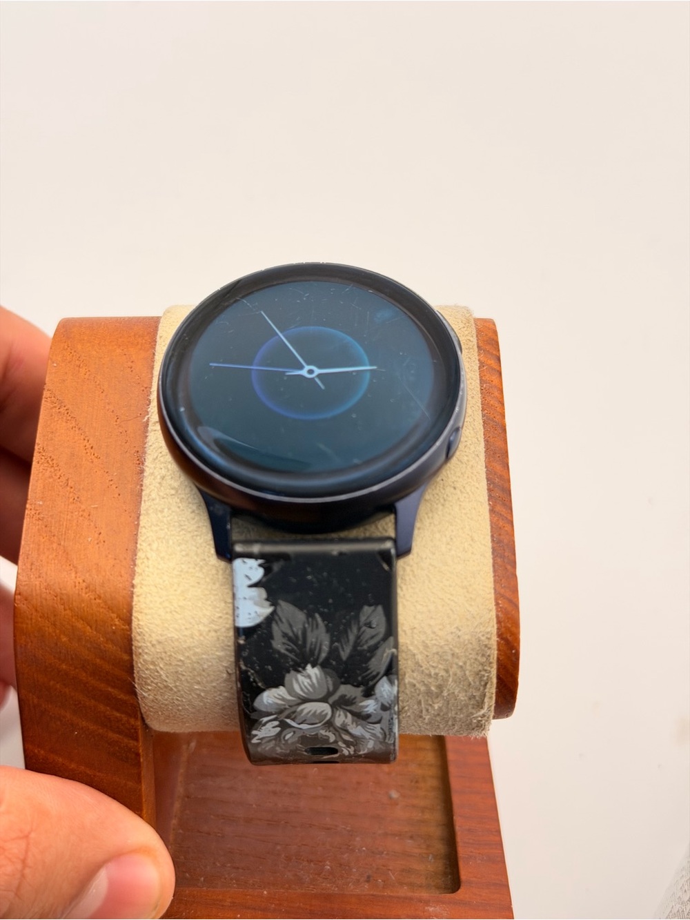 Galaxy Watch Active 2 - Picture 6 of 6